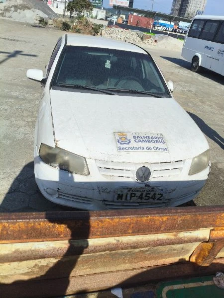 Volkswagen Gol GIV 2011 1.0 em Balneário Camboriú - Santa Catarina