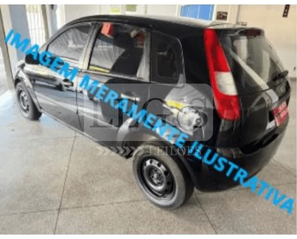 Ford Fiesta Fiesta 2004 4 Ford Automático Gasolina em Pederneiras - São Paulo