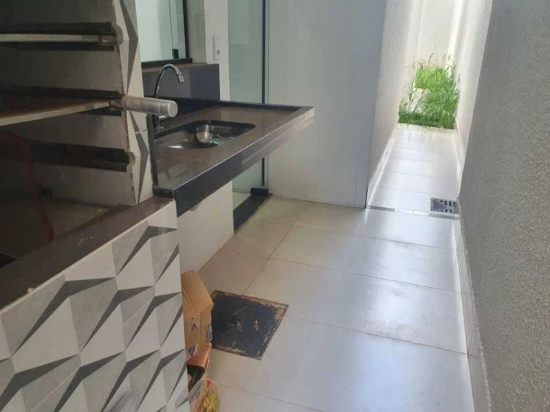Casa com 3 Dorms em Goiânia/GO em Goiânia - Goiás