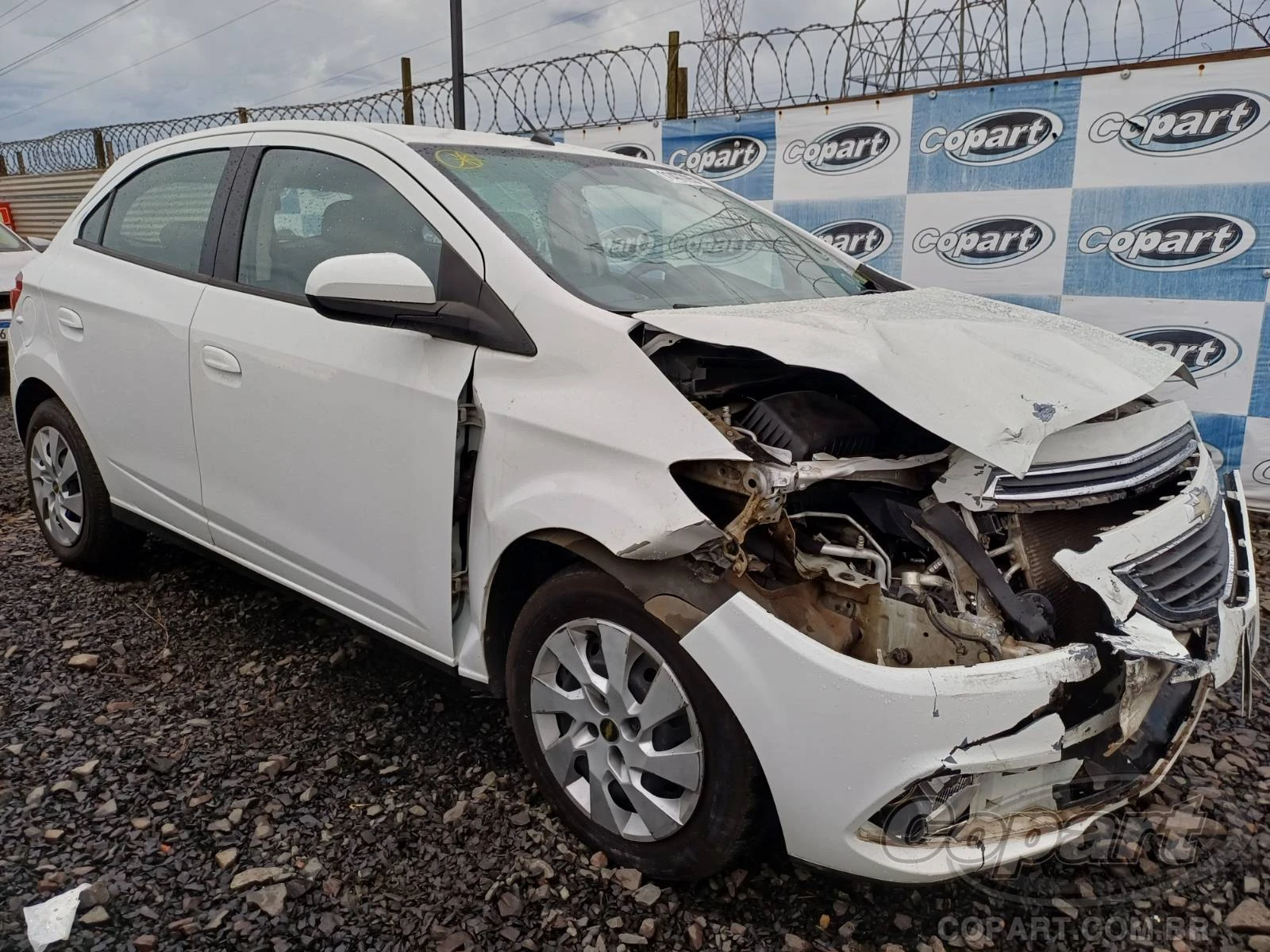 Chevrolet Onix LT 2013 1.4 SPE em Canoas - Rio Grande do Sul
