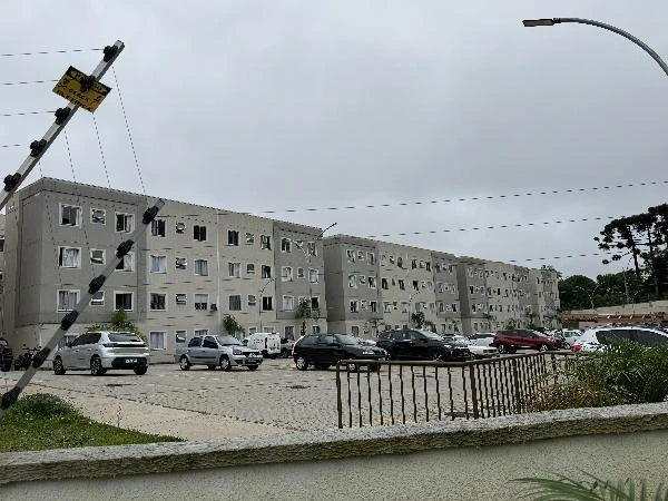 Apartamento com 2 Quartos em Curitiba/PR em Curitiba - Paraná