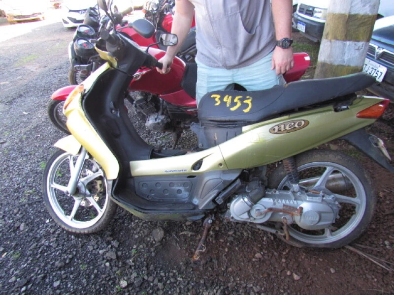 Yamaha Neo Neo AT115 2005 Gasolina em Farroupilha - Rio Grande do Sul