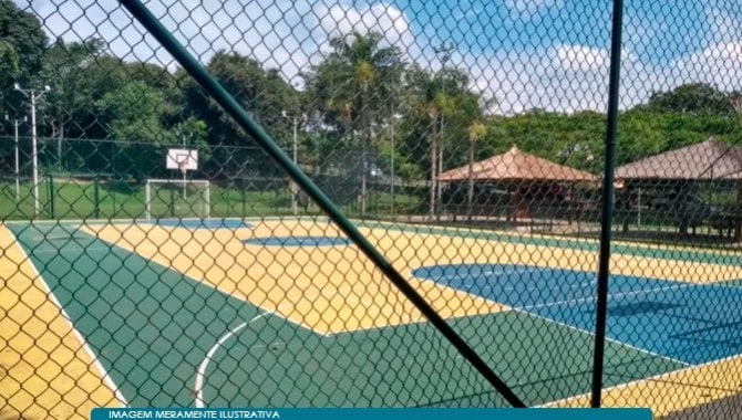 Terreno no Cond. Jardim Botânico em Campinas/SP em Campinas - São Paulo
