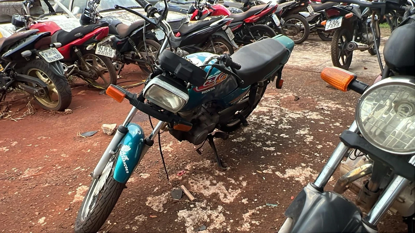Honda CG 125 Titan Titan 1997 em Campo Grande - Mato Grosso do Sul