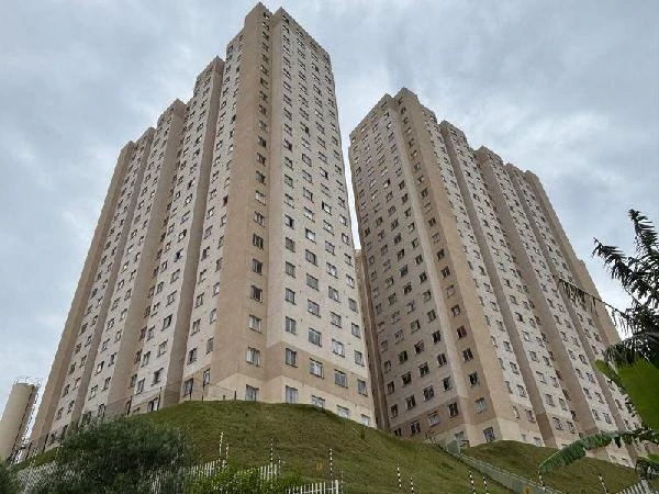 Apartamento com 2 Quartos em Guainazes/SP em Sao Paulo - São Paulo