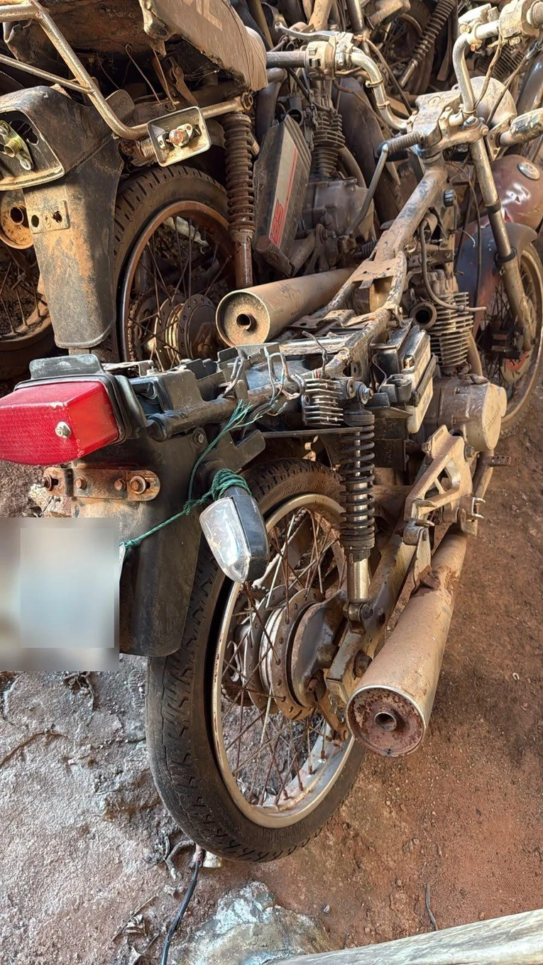 Honda CBX200 Strada 1998/1999 Vermelha em Paranavaí - Paraná