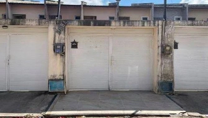 Casa com área construída em Fortaleza/CE em Fortaleza - Ceará