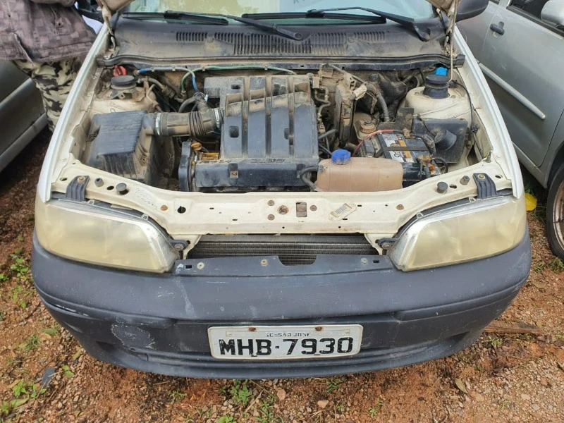 Fiat Strada Fire 2005/2006 Flex em São José - Santa Catarina