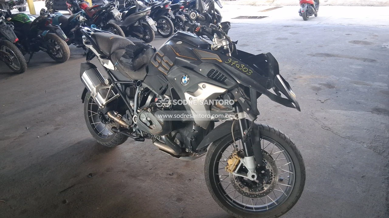 BMW R1250 GS 2020 1250 Gasolina Manual em Guarulhos - São Paulo