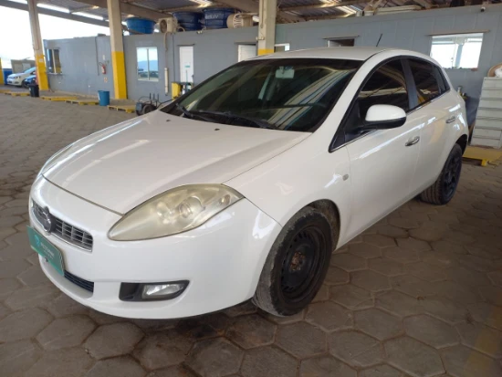 Fiat Bravo Essence 2012 1.8 Manual em Tijucas - Santa Catarina