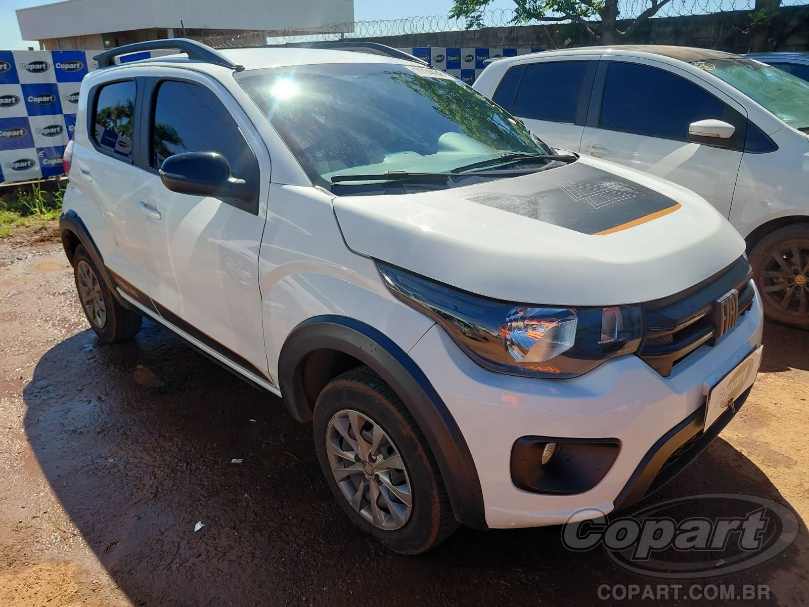 Fiat Mobi Trekking 2025 1.0 Fire Automático em Aparecida De Goiânia - Goiás
