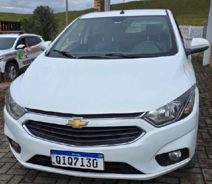 Chevrolet Onix LTZ 2017 1.4 Manual em Criciúma - Santa Catarina