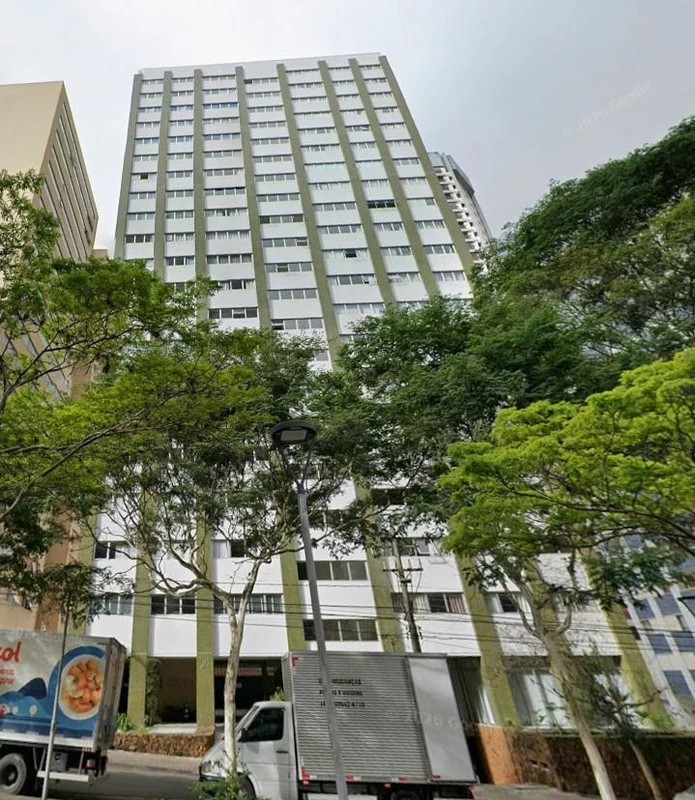 Apartamento no Edifício Tucuruí em Curitiba/PR em Curitiba - Paraná