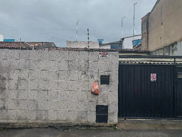 Casa com 2 Quartos em Santo Antônio de Jesus/BA em Santo Antonio De Jesus - Bahia