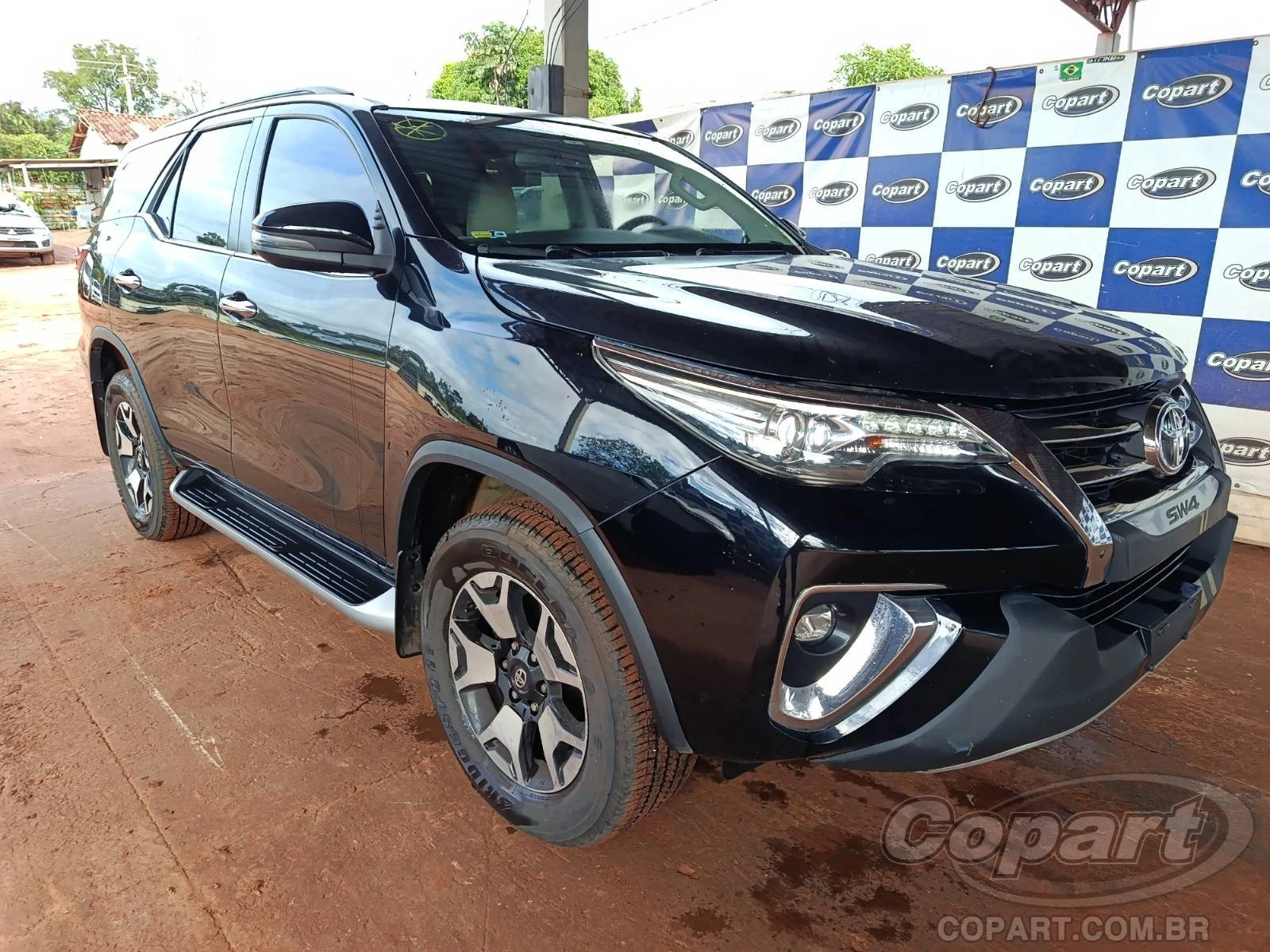 Toyota SW4 Diamond 2019 2.8 Turbo em Campo Grande - Mato Grosso do Sul