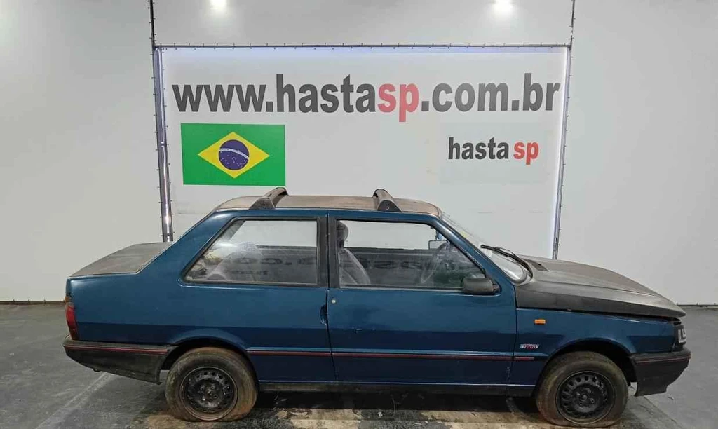Fiat Premio CS 1988 1.5 em Casa Branca - São Paulo