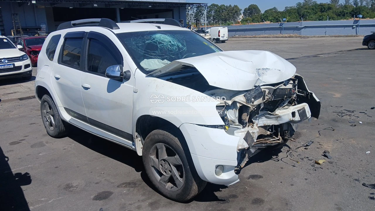 Renault Duster 4x2 2013/2014 Manual Flex em Guarulhos - São Paulo