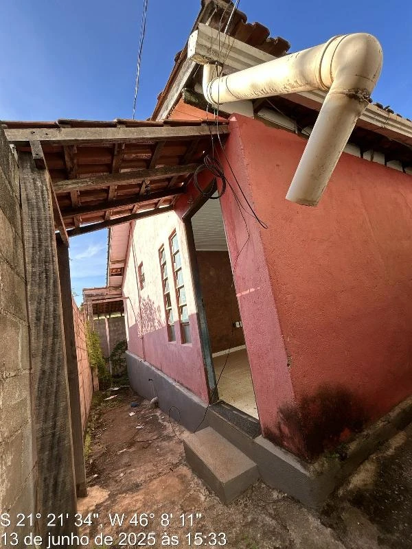 Casa com 3 Quartos de 68m² em Areado - Minas Gerais