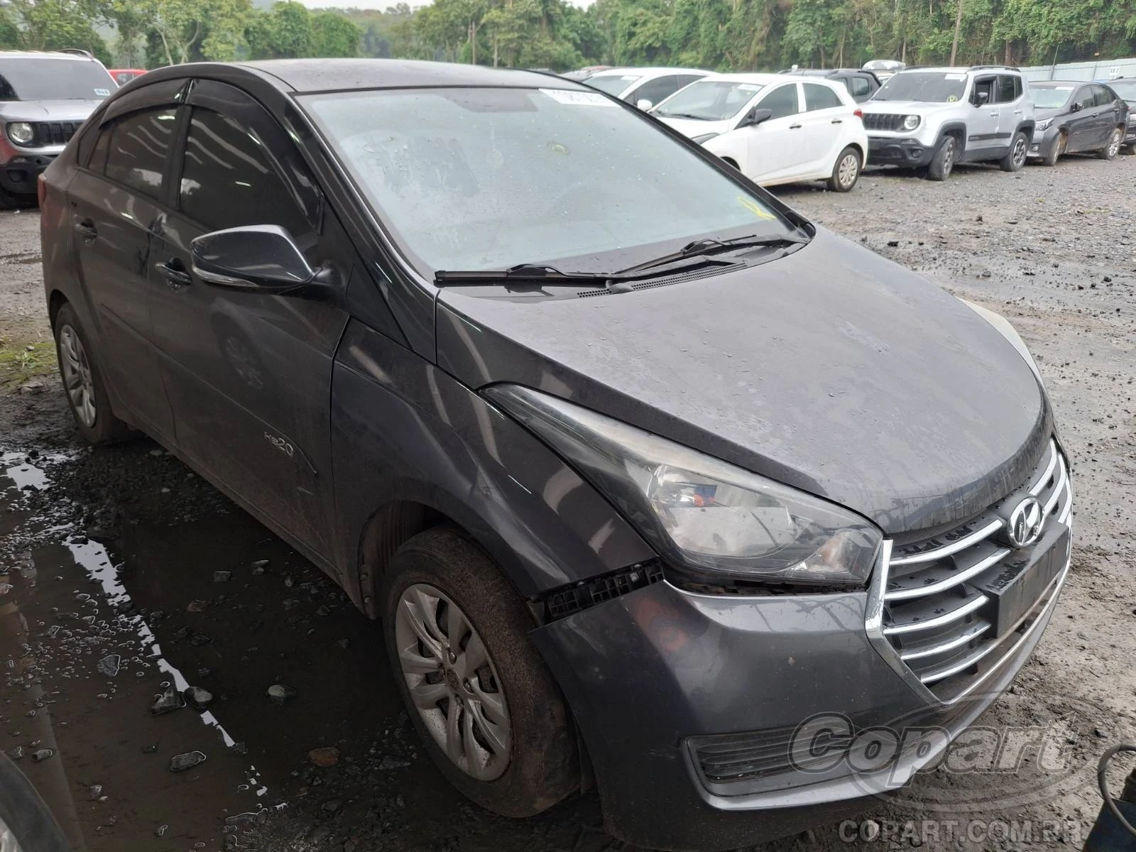 Hyundai HB20S Comfort Plus 2017 1.0 CVVT em Embu Das Artes - São Paulo
