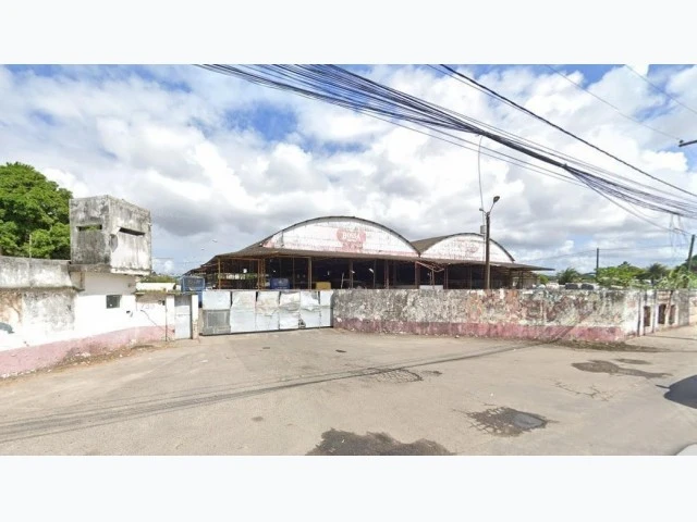 Prédio Comercial no Ibura em Recife/PE em Recife - Pernambuco