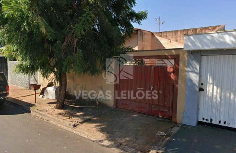 Casa com 200 m² de terreno em Ribeirão Preto/SP em Ribeirão Preto - São Paulo