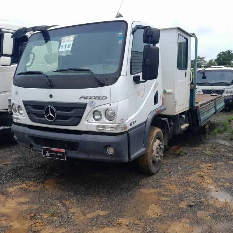 Mercedes-Benz Accelo 817 Ce 2023/2024 Caminhão com carroceria aberta em Candeias - Bahia
