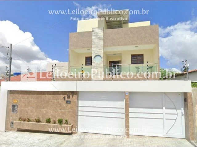 Casa com 200 m² de terreno em Campina Grande/PB em Campina Grande - Paraíba