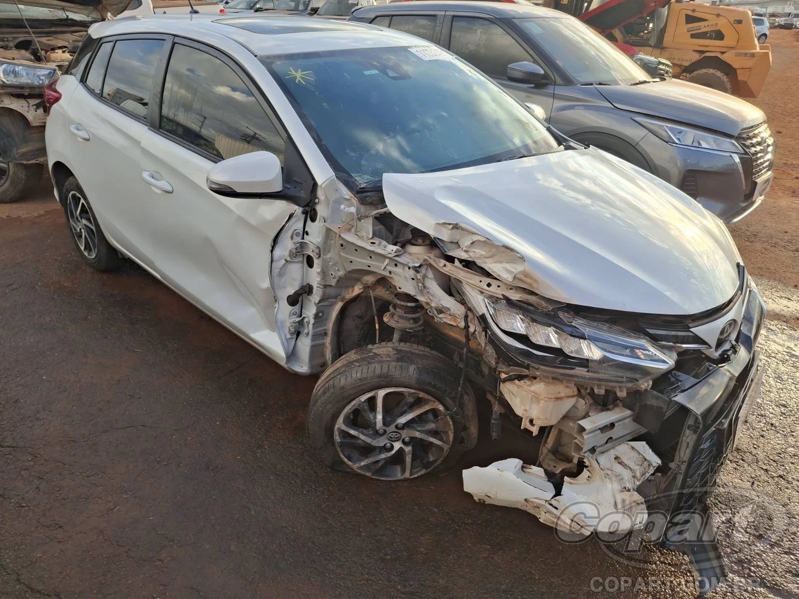 Toyota Yaris XLS 2023 1.5 Automático? em Aparecida De Goiânia - Goiás