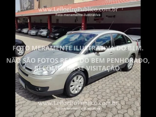 Citroën C4 C4 Pallas 2010 em Curitiba - Paraná