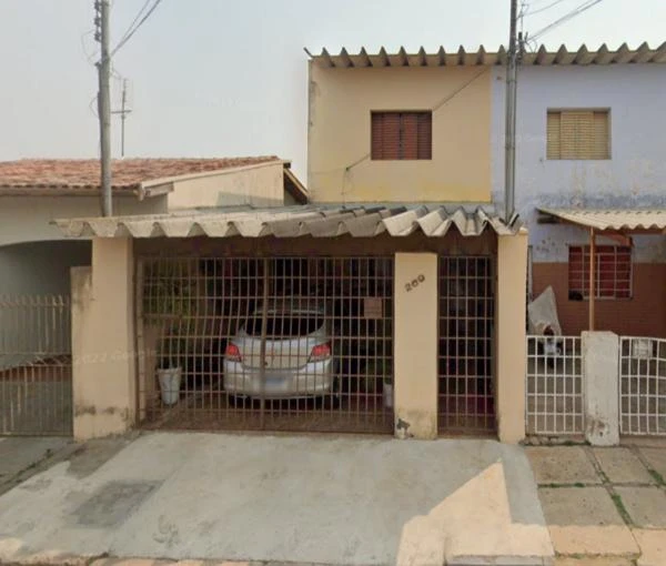Casa com 2 pavimentos em Avaré/SP em Avaré - São Paulo