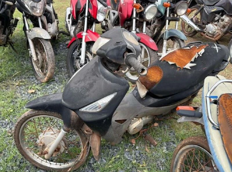 Honda Biz 125 Es 2010 125cc Preta em Cuiabá - Mato Grosso