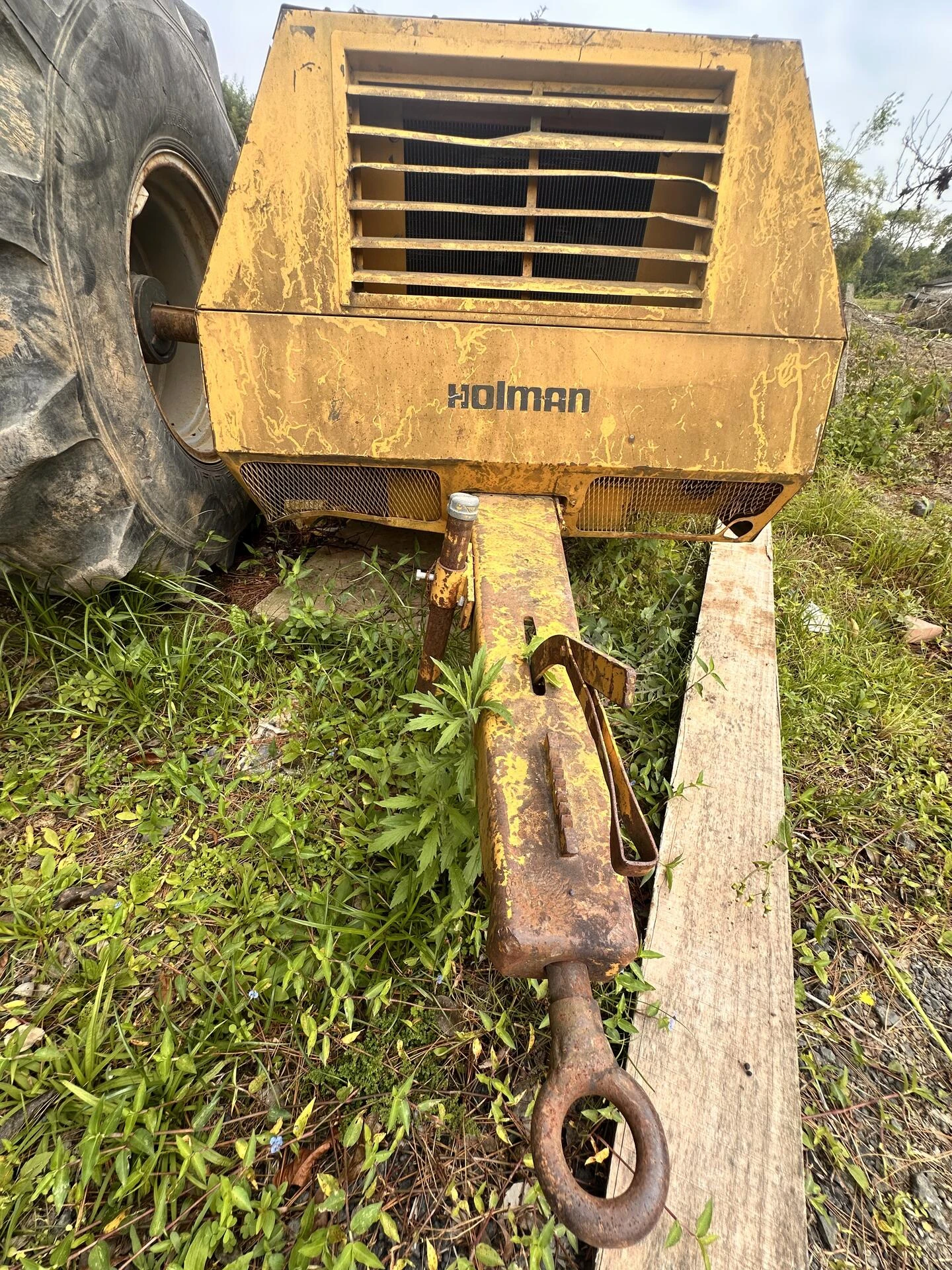 Outro Compressor de ar portátil em Doutor Pedrinho/SC em Doutor Pedrinho - Santa Catarina
