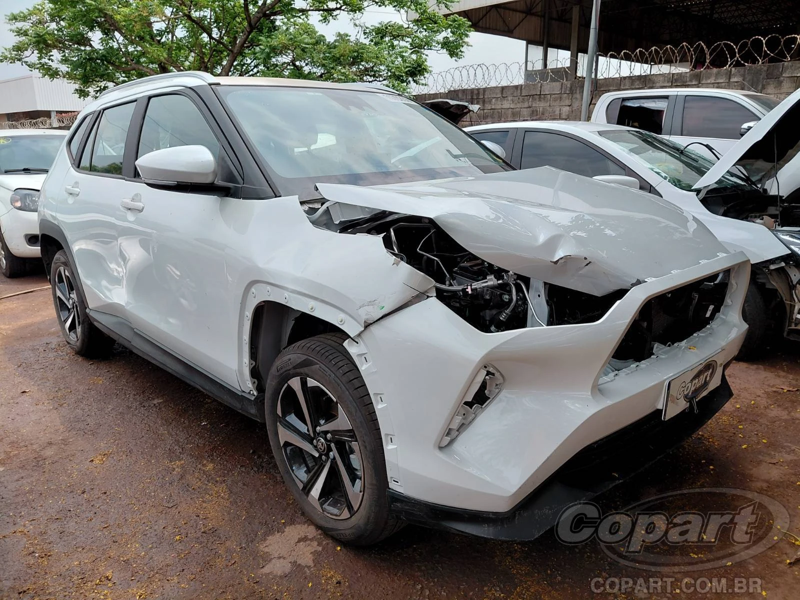 Toyota Yaris Cross XRE 2026 1.5 Hybrid Automático em Aparecida De Goiânia - Goiás