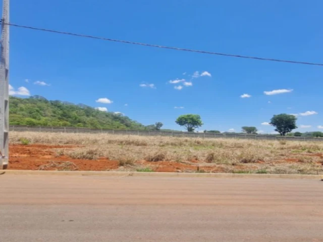Terreno no Cond. Residencial Fênix em Vazante/MG em Vazante - Minas Gerais