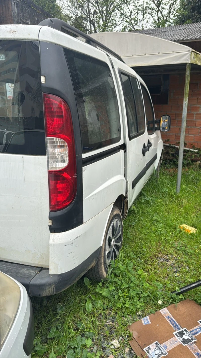 Fiat Doblo Attractive 2014 1.4 7 Lugares em São Bento Do Sul - Santa Catarina
