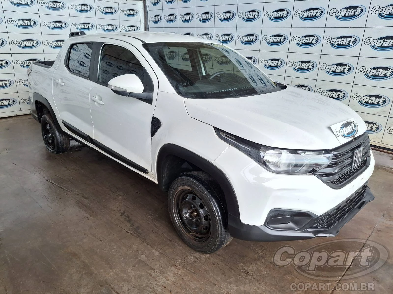 Fiat Strada CD Freedom 2024 1.3 Firefly em Candeias - Bahia