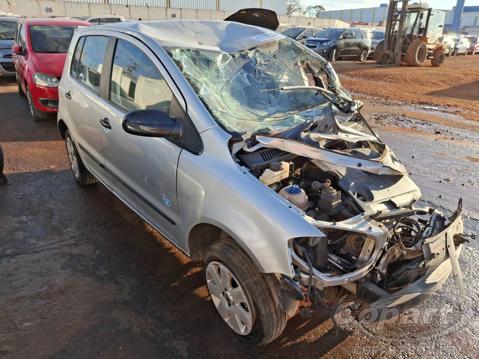 Volkswagen Fox Route 1.6 Total Flex 2008 em Aparecida De Goiânia - Goiás