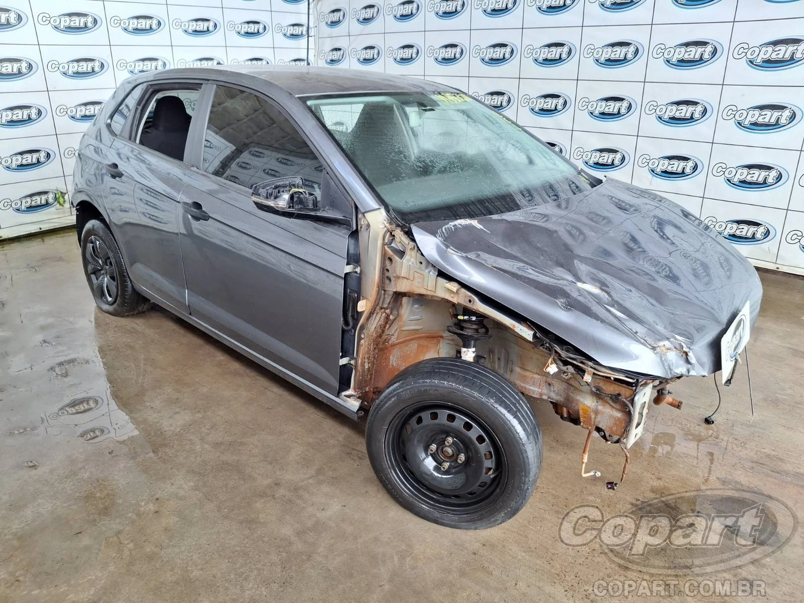 Volkswagen Polo Track 2025 1.0 MPI em Candeias - Bahia