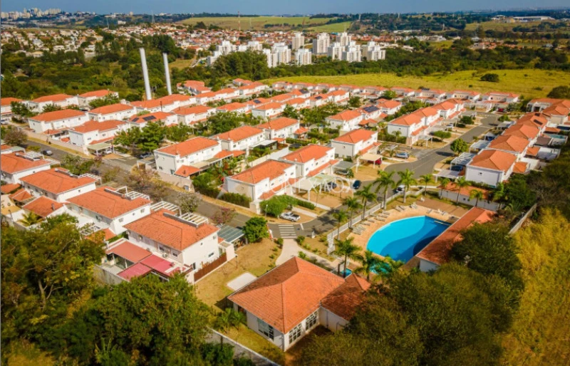 Casa com 4 Dormitórios em Campinas/SP em Campinas - São Paulo
