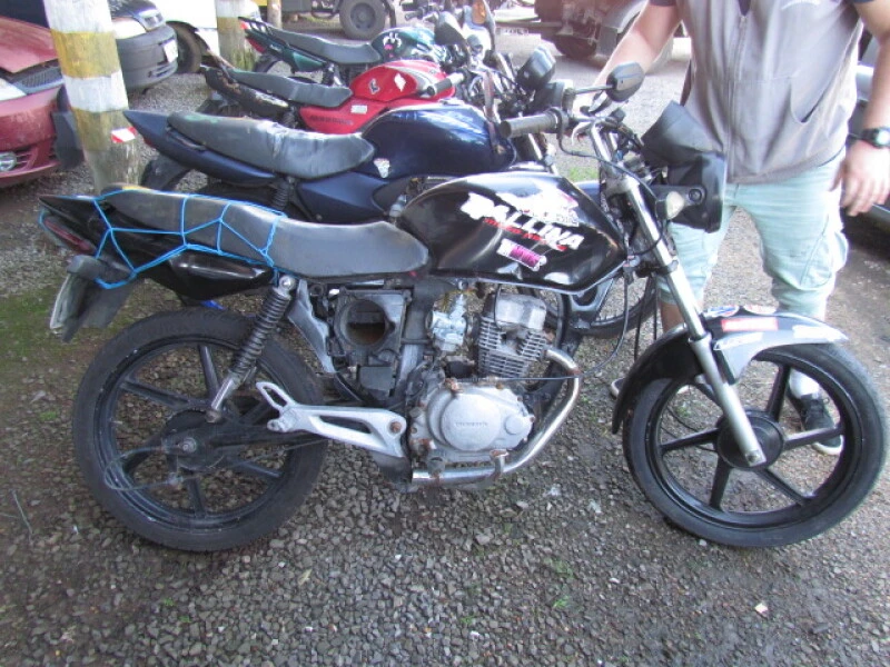 Honda CG Titan KS KS 2006/2007 150cc Gasolina em Farroupilha - Rio Grande do Sul