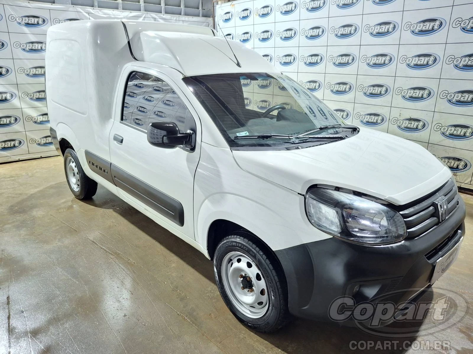 Fiat Fiorino Furgao Endurance 2024 1.4 Evo Flex em Candeias - Bahia