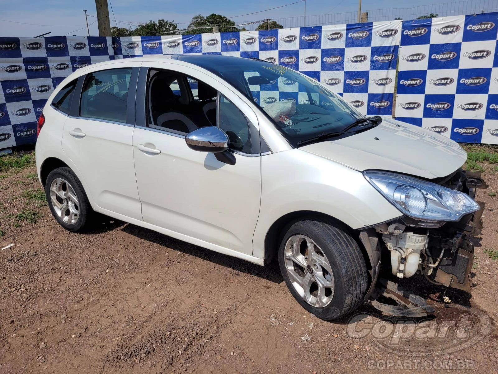 Citroën C3 Exclusive 2017 1.6 16V VVT em Cuiabá - Mato Grosso