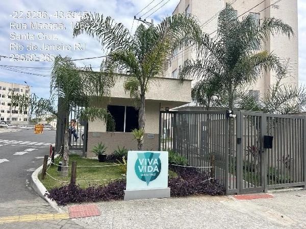 Apartamento com 2 Quartos em Santa Cruz/RJ em Rio De Janeiro - Rio de Janeiro