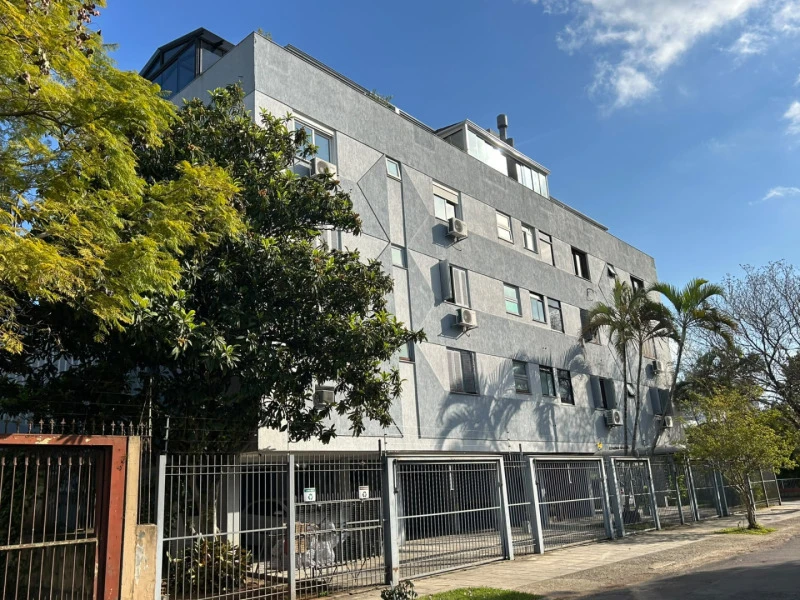 Apartamento com Box no Bairro São Sebastião em Porto Alegre/RS em Porto Alegre - Rio Grande do Sul