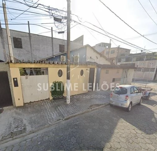 Terreno no Lote 04, Quadra 19 em Praia Grande/SP em Praia Grande - São Paulo