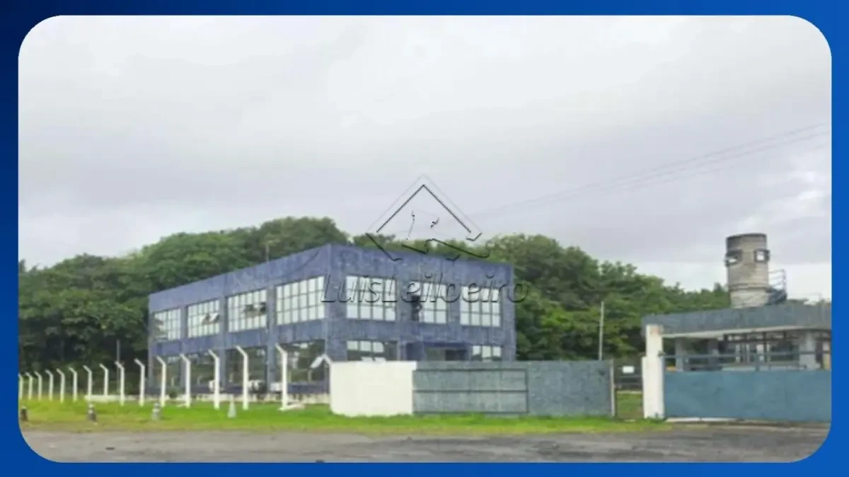 Prédio Comercial no Rodovia Tronco Distribuidor Sul em Suape/Ipojuca em Ipojuca - Pernambuco