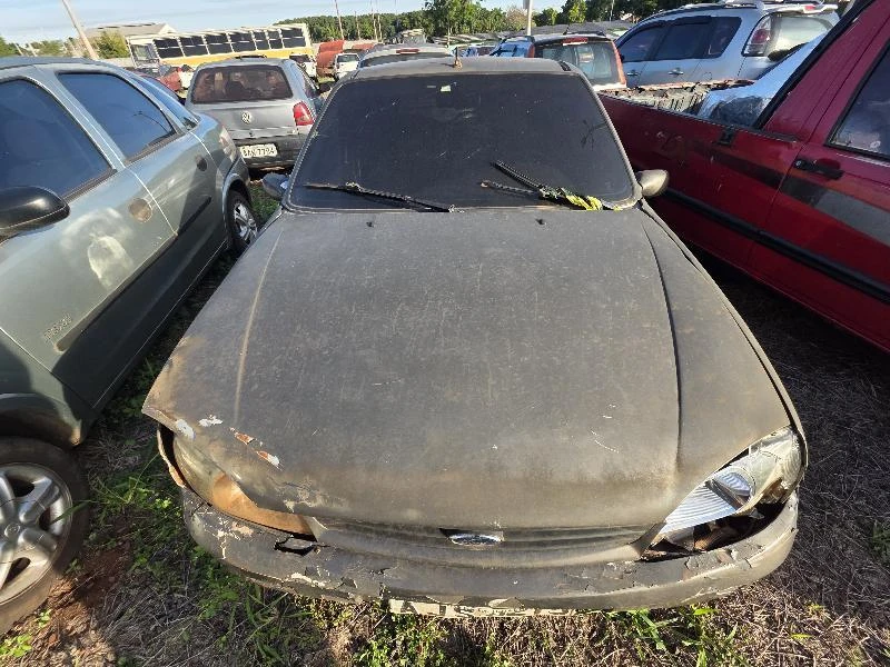 Ford Fiesta GL 2000/2001 em Toledo - Paraná