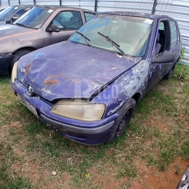 Peugeot 106 Pas sion Sucata em Jacareí - São Paulo
