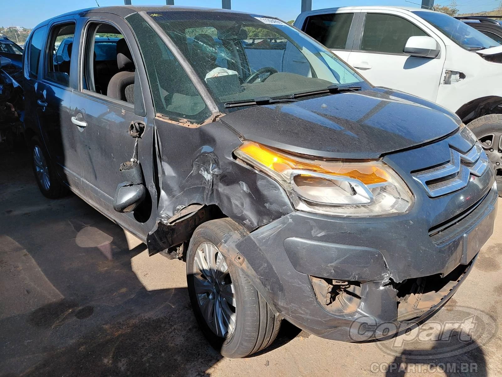 Citroën C3 Picasso GLX 2014 1.6 16V Automático em Pirapora Do Bom Jesus - São Paulo