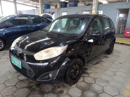 Ford Fiesta FLEX 2014 Automático? em Tijucas - Santa Catarina